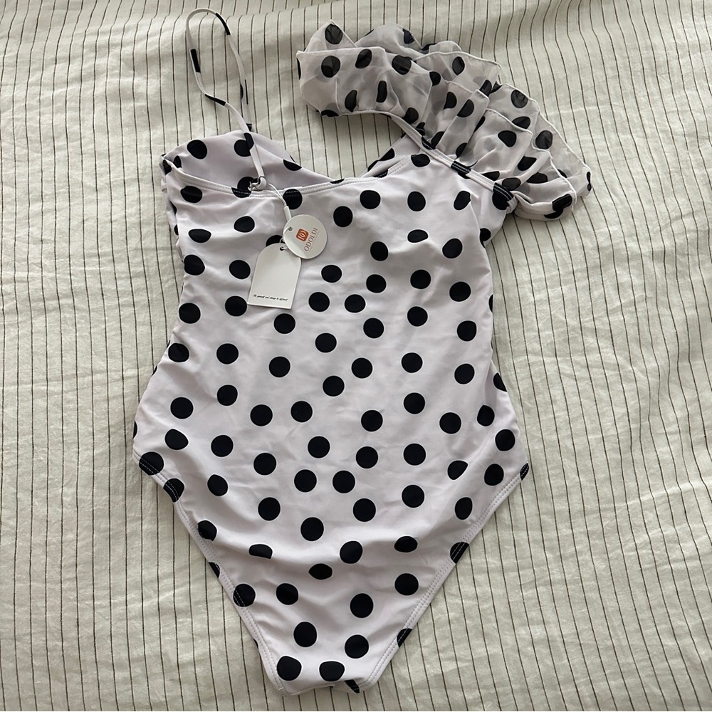 NWT One Shoulder Ruffle Polka Dot One Piece Swimsuit - Picture 3 of 10